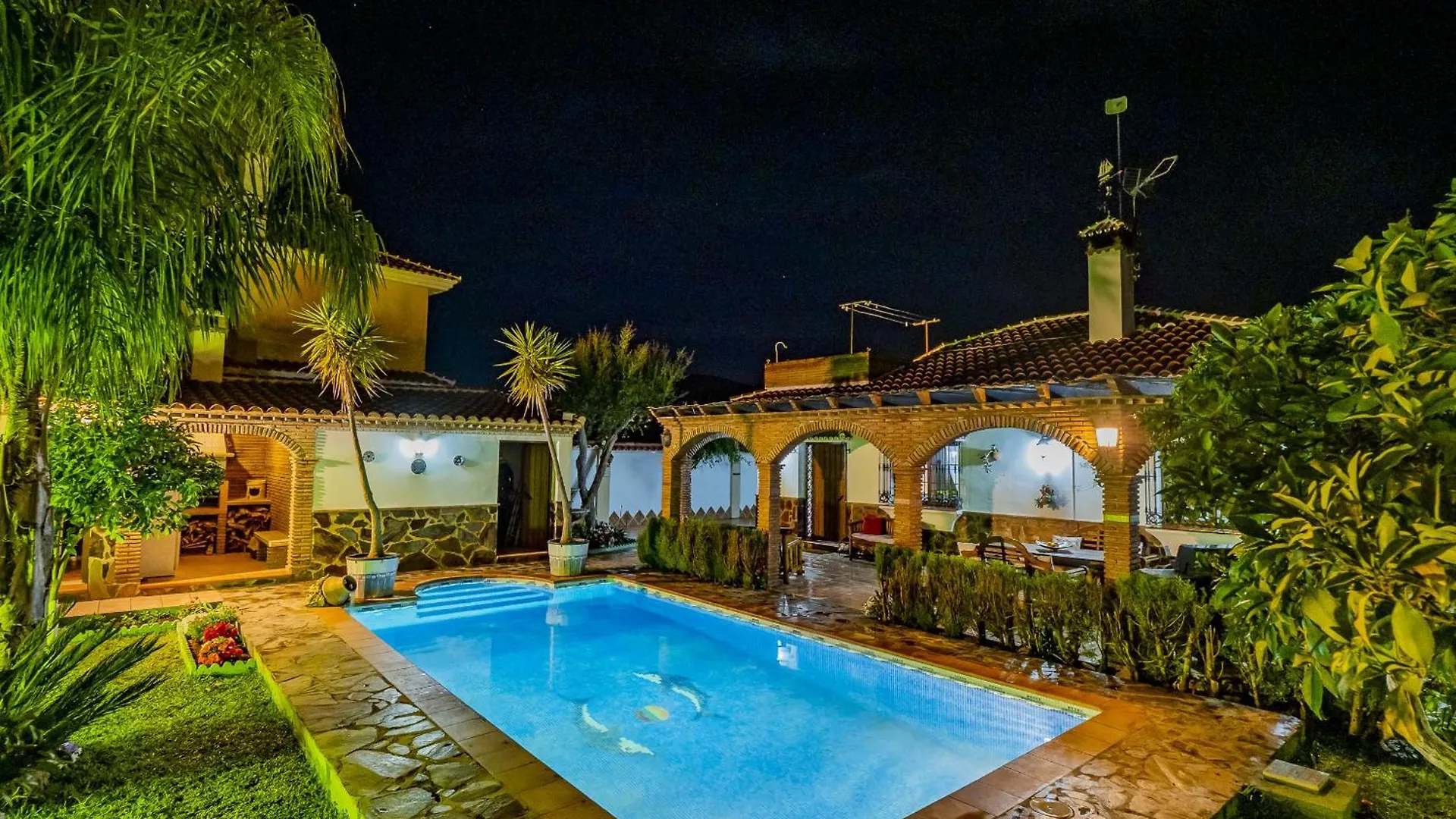 Alhaurín el Grande Cubo'S Casa Rural Sol ספרד