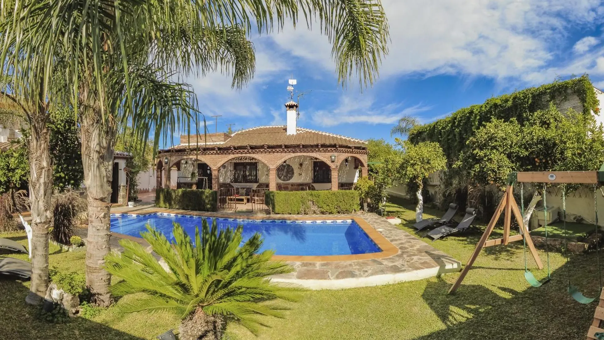 Alhaurín el Grande Cubo'S Casa Rural Sol בית נופש